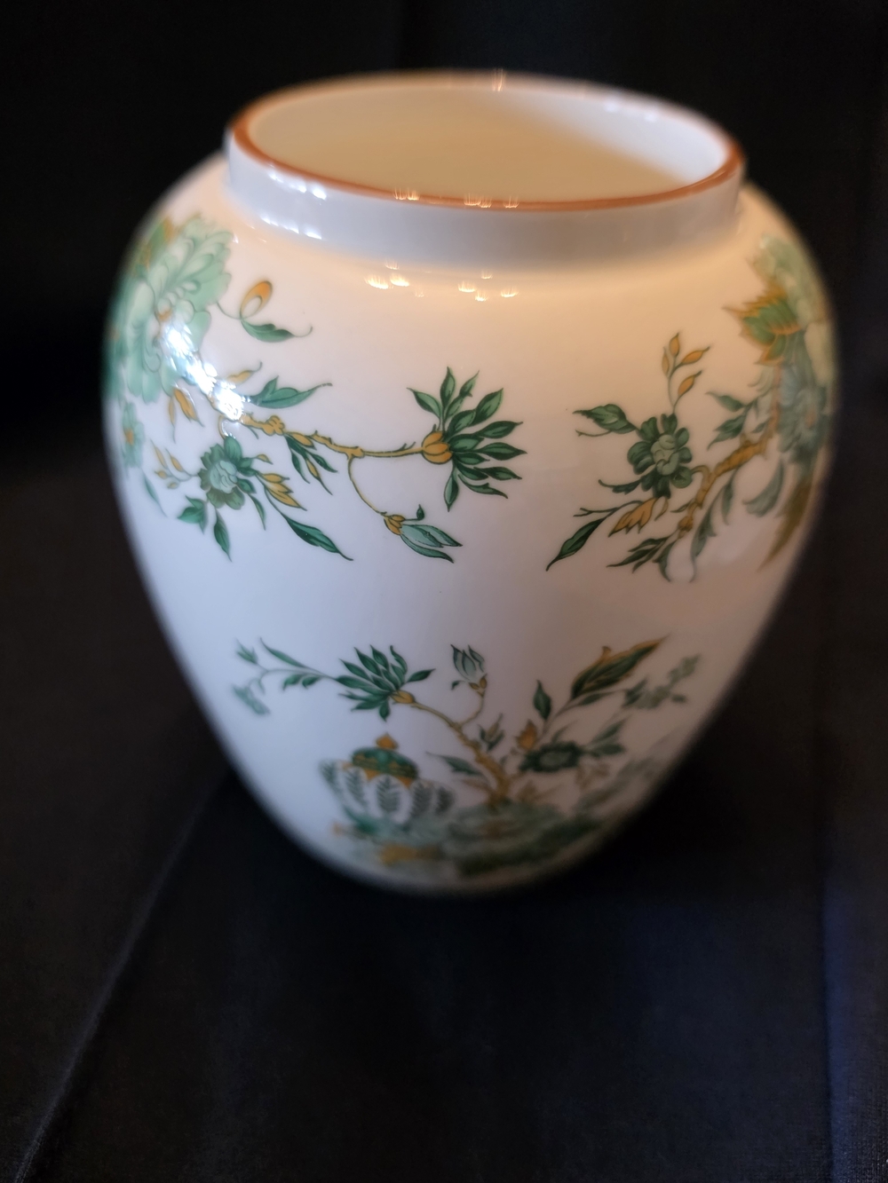 Crown Staffordshire 'Kowloon' Bone China Piece in Green Mark 4.5" Bud Vase
